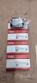 Pattini per guide lineari marca THK  HSR25A1SSS(GK