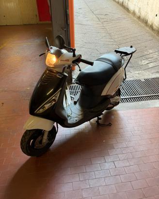 Piaggio zip 50