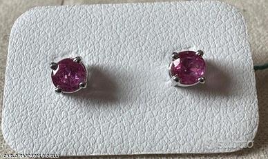 PAIO ORECCHINI IN ORO 18kt. CON RUBINI BIRMANI