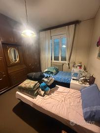 Disponibili 4 posti letto/ 2 stanze