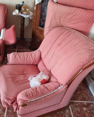 2 poltrone in legno