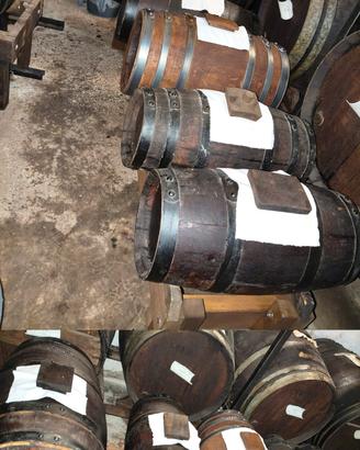 Batteria 5 barili Aceto Balsamico con sostegno