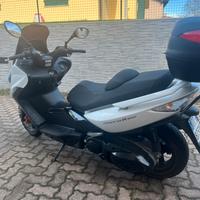 Scooter kymco