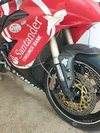 Yamaha R1