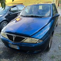 lancia y elefantino blu