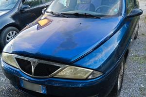 lancia y elefantino blu