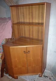 mobile angolare