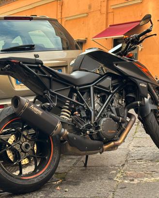 KTM SUPER DUKE 1290R - 13800km