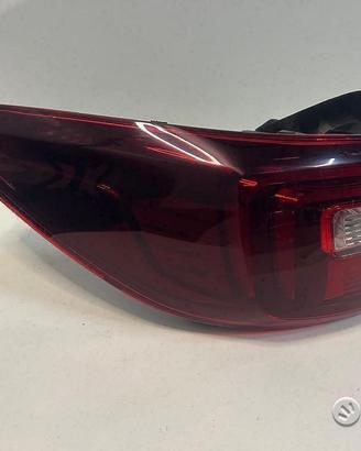 Fanale posteriore opel grandland x yp00098380