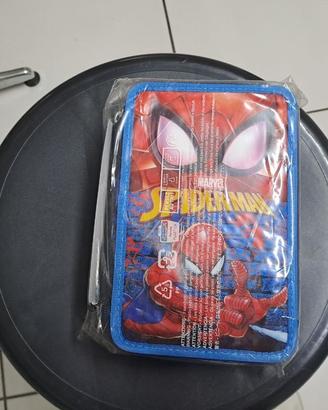 Astuccio completo triplo scomparto Spider-Man