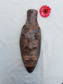 Maschera decorativa, manufatto cubano.