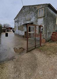 Immobile in asta di 110 m² con 3 locali a Merlara