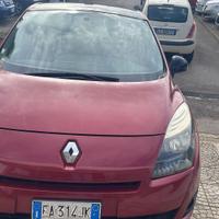 Renault Scenic 1.5 dCi 110CV 7 Posti