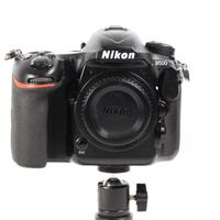 Nikon D500 + lenti e accessori 