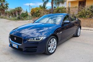 Jaguar XE 2.0 Prestigè 180Cv