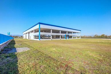 Immobile di 4800 m² a Aprilia