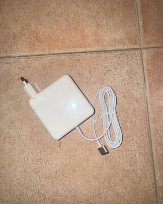 alimentatore Apple MagSafe per MacBook.