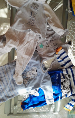 18 tutine bimbo taglia 3 - 6 mesi