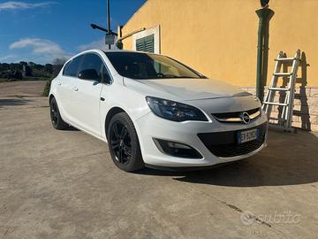 Opel astra j 1.7 110 cv 2014