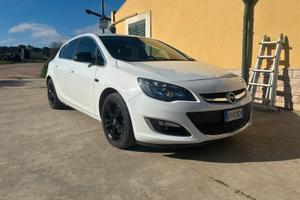 Opel astra j 1.7 110 cv 2014