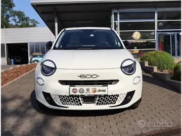 FIAT 600 Hybrid 110CV DCT6 MHEV La Prima NAVI Au