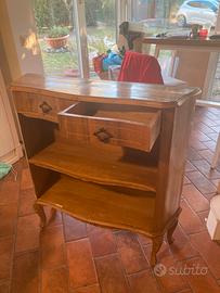 Servant e mobiletto antichi