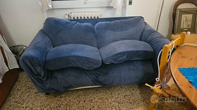 Divano 2 posti