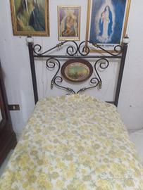 Struttura letto in ferro battuto