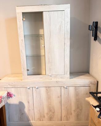 Mobile da soggiorno / credenza con vetrina