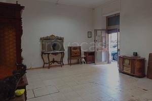 Negozio Via Collazia 20B 20C San Giovanni