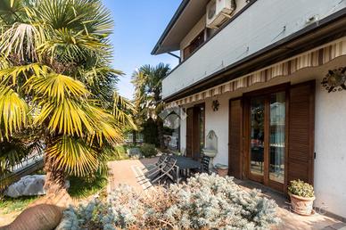 PORZIONE DI BIFAMILIARE A TREVIGLIO