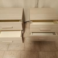 Coppia di comodini da camera