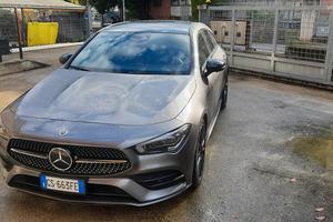 mercedes benz Cla 200d 4 matic shooting brake