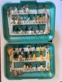 n.52 mosche artificiali "double hook" fatte a mano