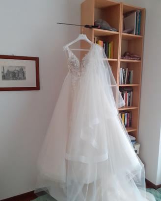 Abito da sposa tg. 40 colore bianco-cipria