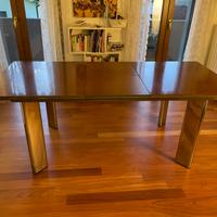 Tavolo anni ’70 in noce - estensibile