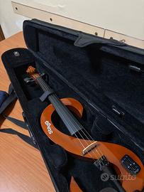 Violino elettrico praticamente nuovo