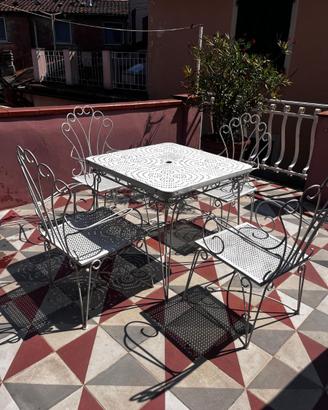 U.RGENTE Tavolo 4 sedie ferro battuto giardino