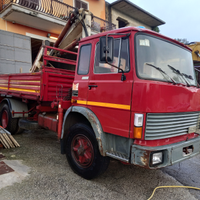 Iveco 130 gru e ribaltabile