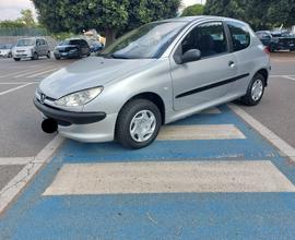 Peugeot 206 1.1 con 133.000 km come nuova del 2004