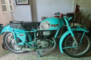Moto d'epoca Bianchi freccia celeste