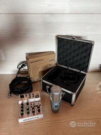 Microfono AkG 200 con Mixer ZZIP ZZMX3