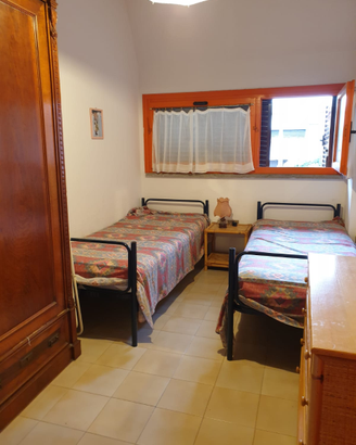 San Vincenzo villetta vicino, periodo settimanale