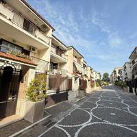 VILLA SINGOLA A MELITO DI NAPOLI