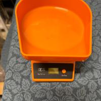 Bilancia digitale Excel (distribuita da Laica)