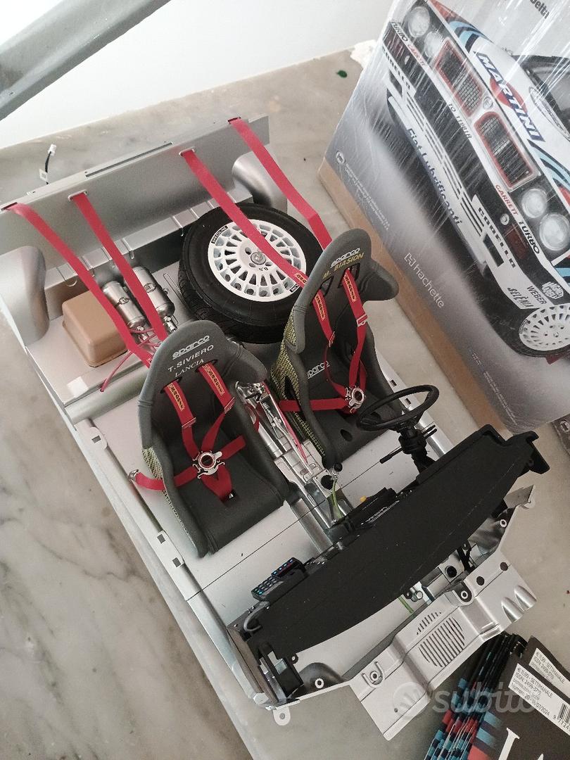 Camion scarrabile idraulico RC scala 1:14. - Collezionismo In vendita a