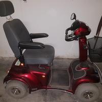 Scooter elettrico per anziani e disabili
