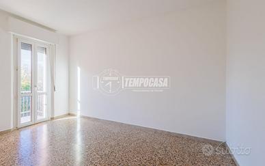 BILOCALE CON CANTINA E SOLAIO.