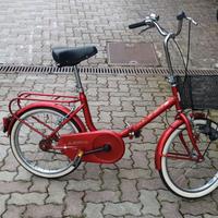 bicicletta  vintage  rossa