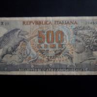 Varie banconote da 500 lire